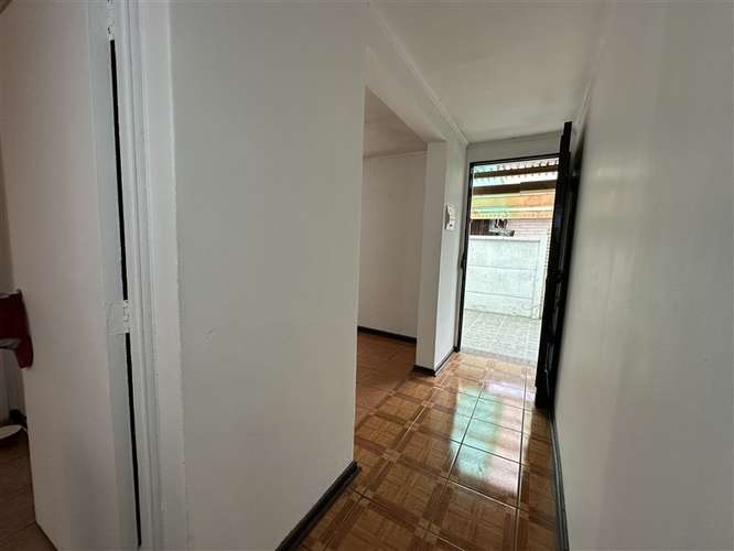 Casa en arriendo de 2 dorm. mas servicios en Macul - Imagen 7