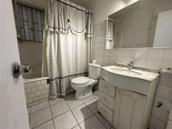 Casa en arriendo de 2 dorm. mas servicios en Macul - Imagen 14