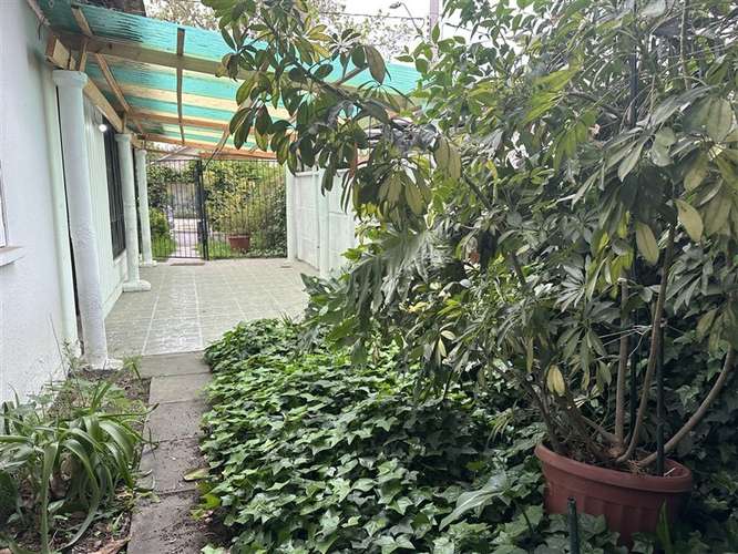 Casa en arriendo de 2 dorm. mas servicios en Macul - Imagen 30