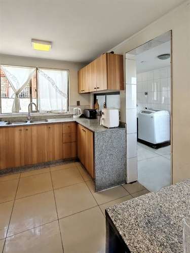 Casa en venta 3D, 4B, PISCINA. Interior de Condominio. - Imagen 3