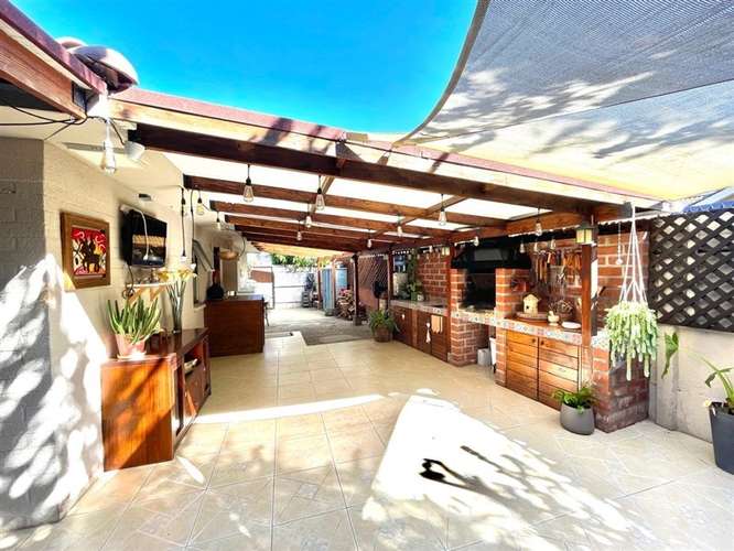 Casa en venta de 3 dorm.2 baños. en La Cruz - Imagen 13