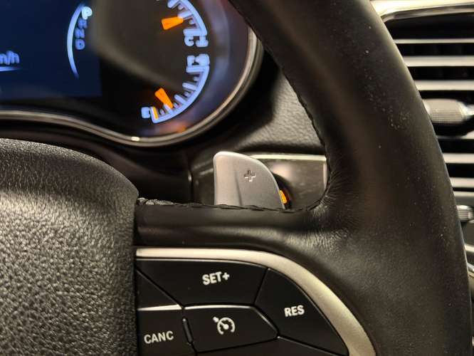 Jeep Grand Cherokee 2018 - Imagen 17
