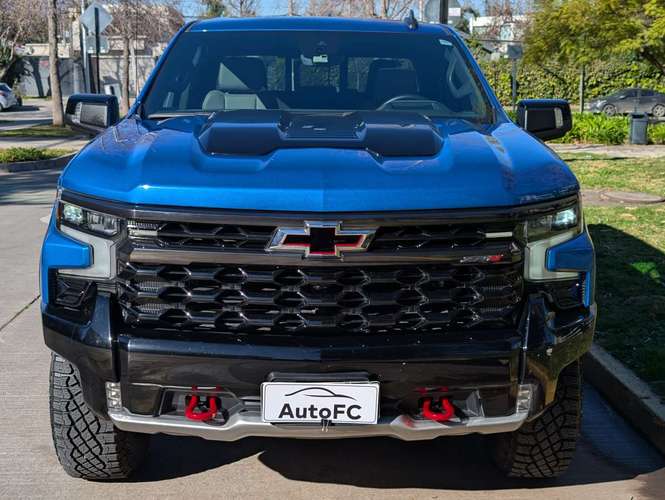 Chevrolet SILVERADO 2023