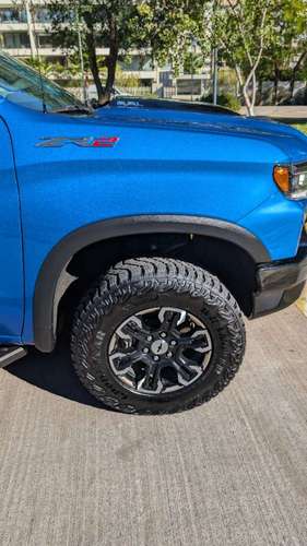 Chevrolet SILVERADO 2023 - Imagen 12