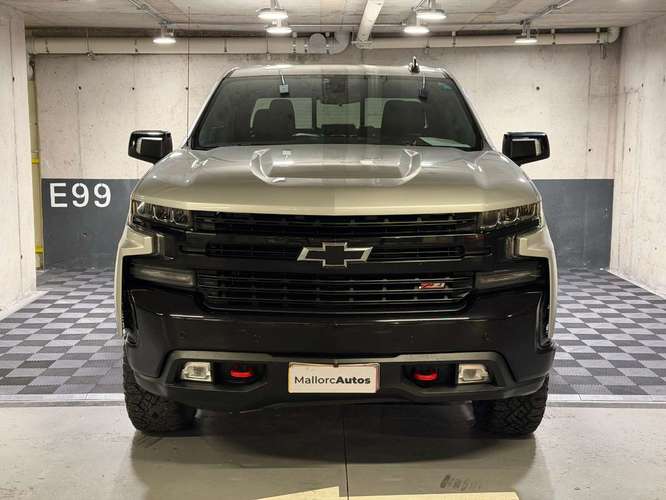 Chevrolet SILVERADO 2020 - Imagen 2