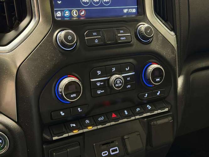 Chevrolet SILVERADO 2020 - Imagen 17