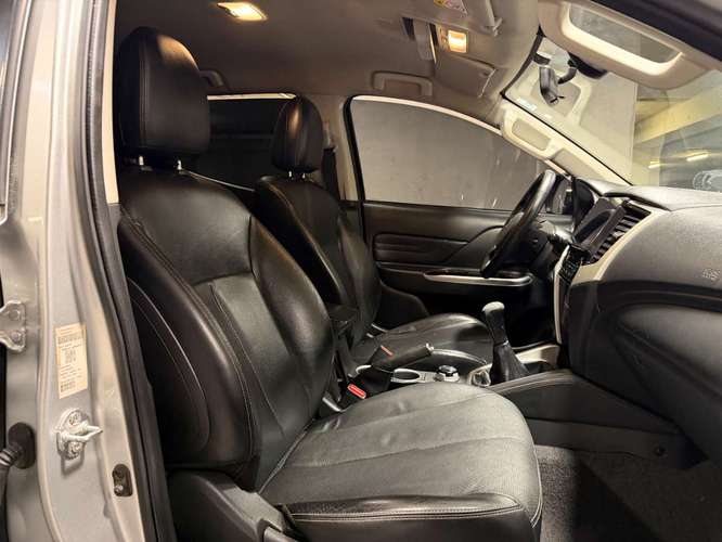Mitsubishi L200 2023 - Imagen 9