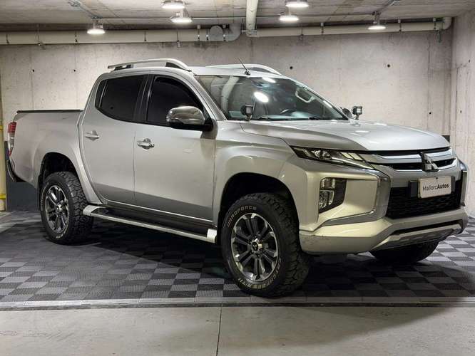 Mitsubishi L200 2023
