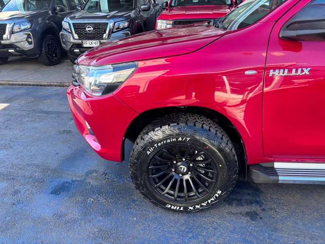 Toyota HILUX 2024 - Imagen 9