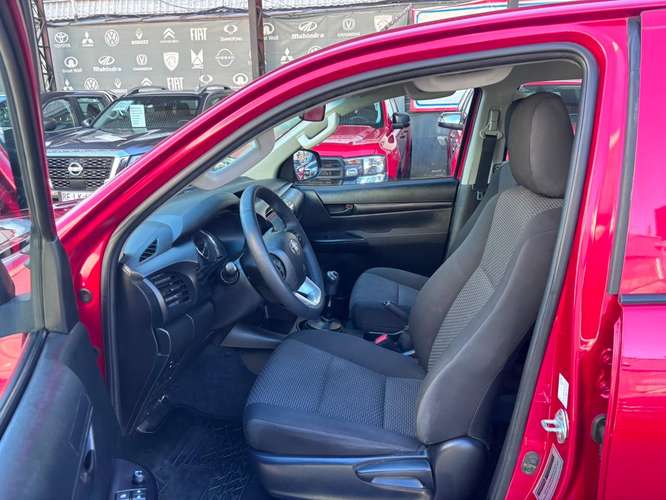 Toyota HILUX 2024 - Imagen 8