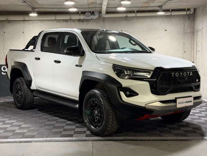 Toyota HILUX 2026