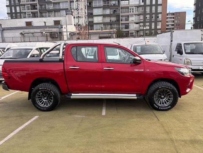 Toyota HILUX 2024 - Imagen 4