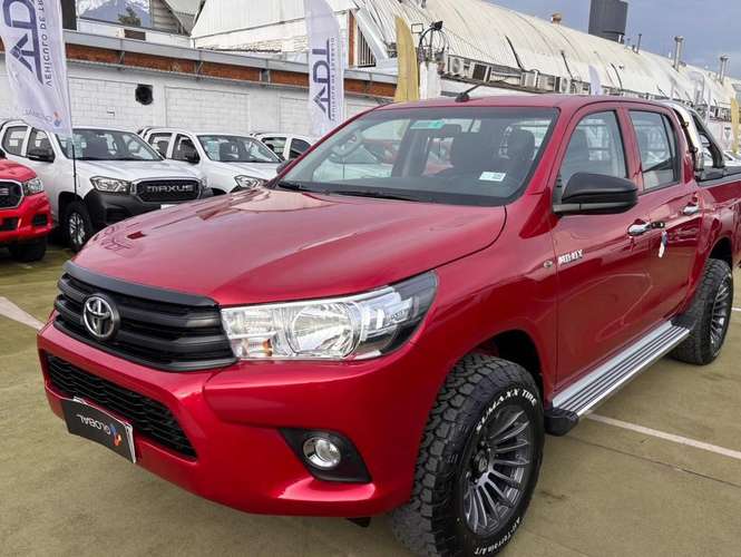 Toyota HILUX 2024