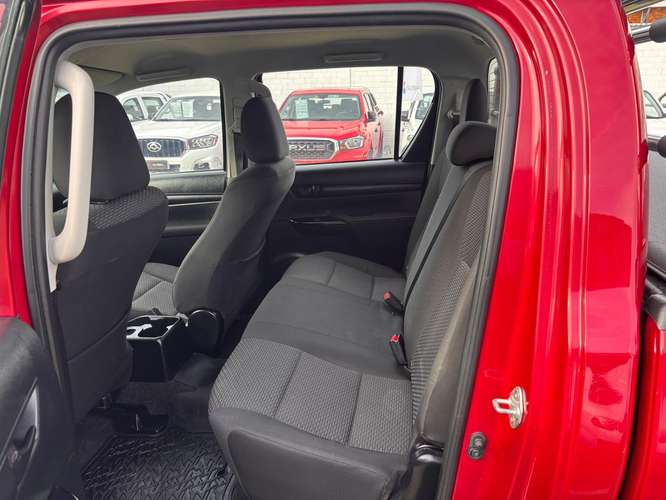 Toyota HILUX 2024 - Imagen 9
