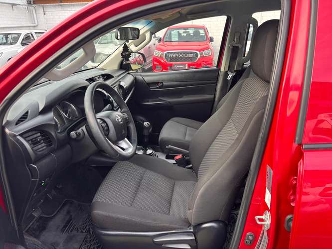Toyota HILUX 2024 - Imagen 10