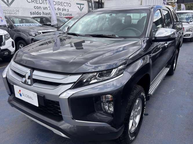 Mitsubishi L200 2023