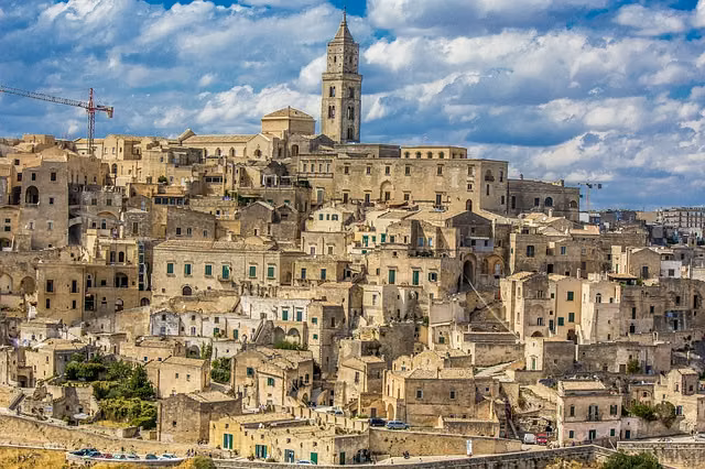 Small groups to learn Italian. Free material and flexible hours.