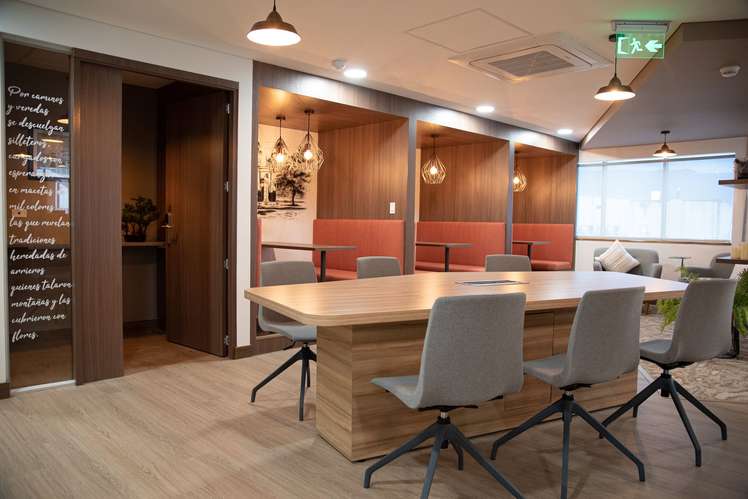Oficina privada en alquiler – Regus MEDELLIN, Parque del Poblado en