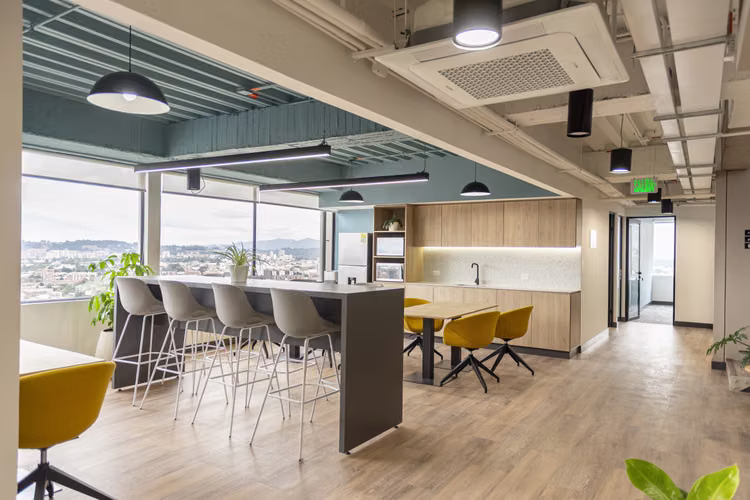 Espacio de oficina en renta para 2 personas en Bogota, North Point