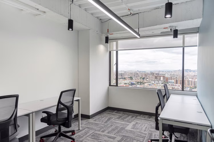 Espacio de oficina en renta para 2 personas en Bogota, North Point