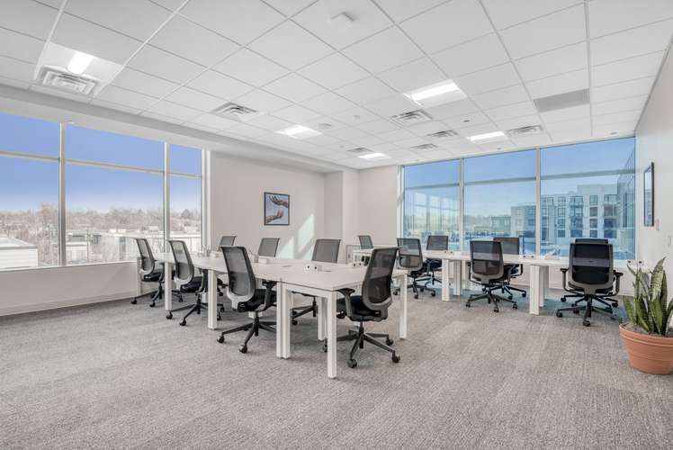 Alquiler de oficinas bellamente diseñadas para 5 personas en Chia, Spaces Sybellius