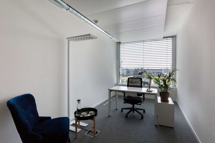 Alquiler de oficinas bellamente diseñadas para 1 persona en Bogota, Chico 94
