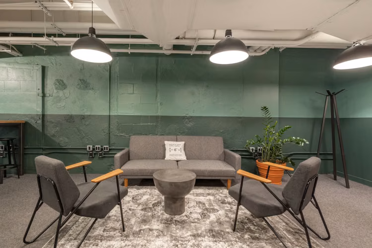 Alquiler de oficina abierta bellamente diseñada para 15 personas en Bogota, Connecta 80