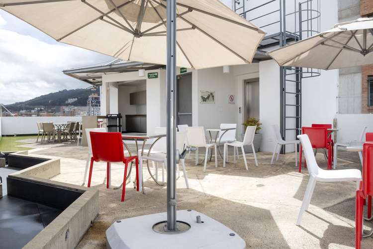 Oficina grande en alquiler – HQ Bogota, Santa Barbara