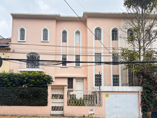 Espacio de coworking en renta en Bogota, Casa Rosada