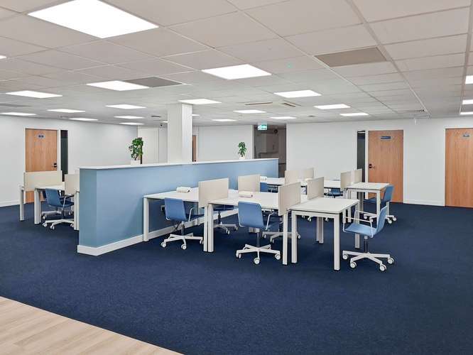 Coworking en alquiler – HQ Bogota, Casa Rosada en