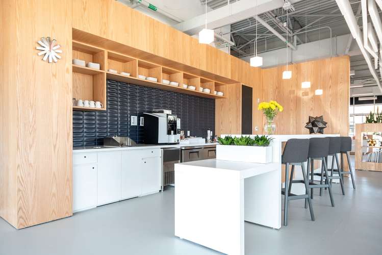 Alquiler de oficinas bellamente diseñadas para 5 personas en Bogota, Usaquén