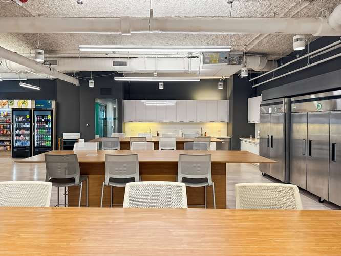 Únete a un entorno de coworking colaborativo en Bogota, Plaza Claro