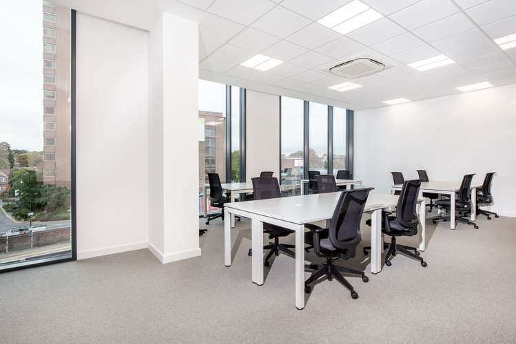 Alquiler de oficinas bellamente diseñadas para 4 personas en Bogota, Spaces 93