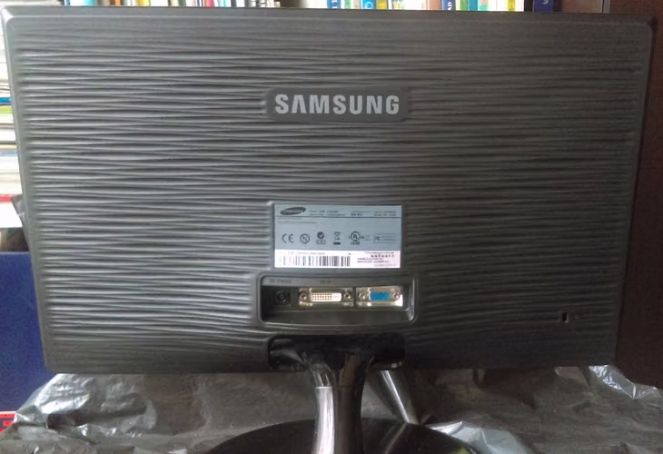 Monitor Samsung 18.5"