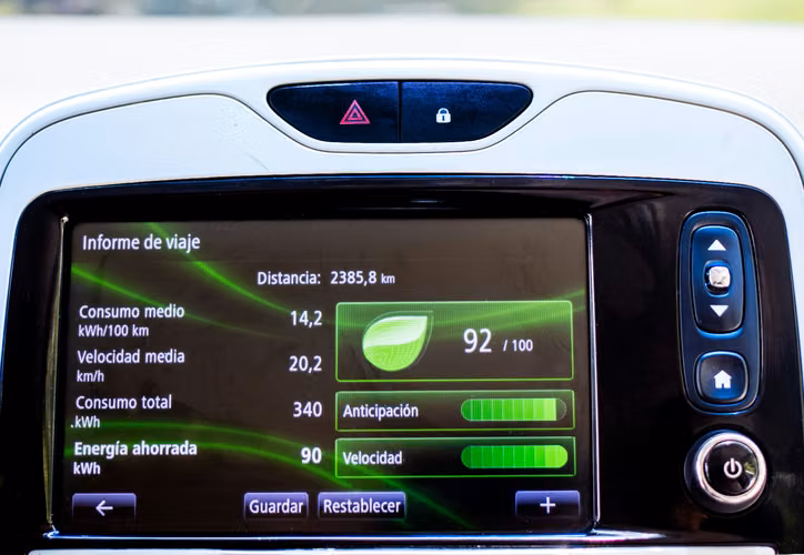 hermoso y potente Renault Zoe - eléctrico  - bajo km - al dia en todo