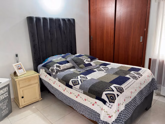 Burning room furnished in manga for lady