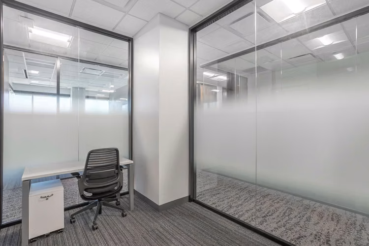 Espacio de oficina en renta para 1 persona en Bogota, Business Suites Calle 100