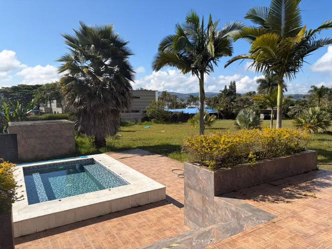 Farms for rent in Lake Calima