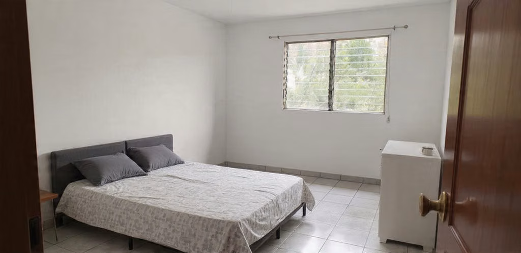 Venta de apto en Brisas de los Alamos