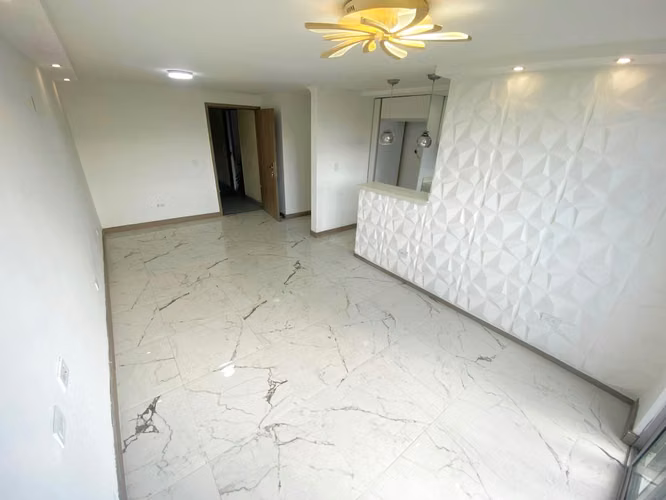 Venta de apto en 5to piso en los parques