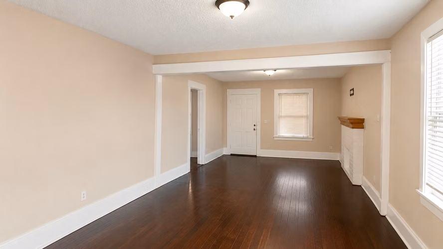 Casa para Inversión en Jacksonville, Florida Genera Ingresos en Dólares Zona Brentwood Evergreen - Imagen 3