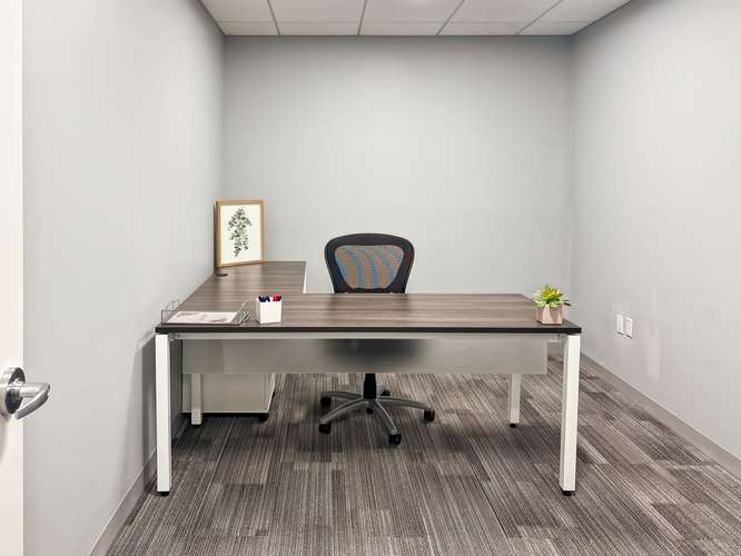 Oficina privada en alquiler – Regus Medellin, Los Colores en - Imagen 6