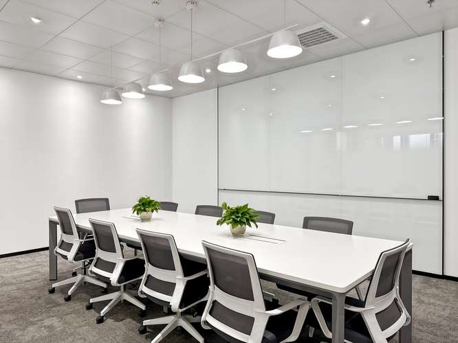 Oficina privada en alquiler – Regus Medellin, Los Colores en - Imagen 4