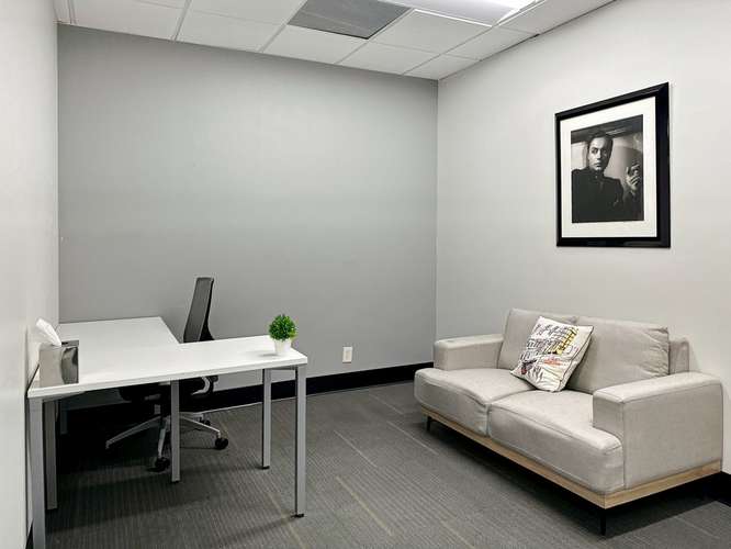 Oficina privada en alquiler – Regus Medellin, Los Colores en - Imagen 6