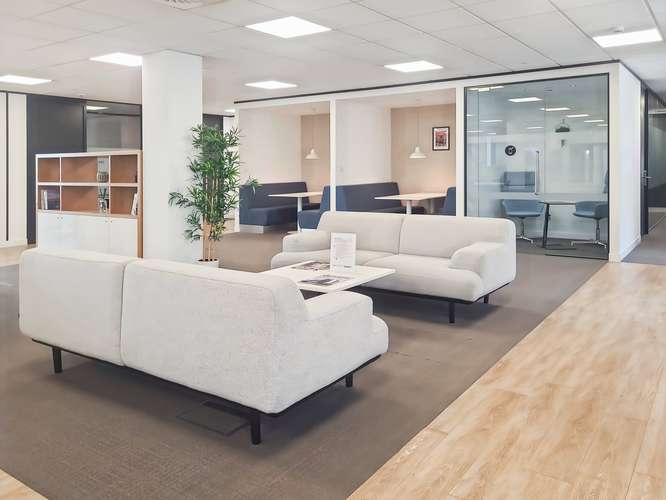 Oficina privada en alquiler – Open Office Envigado, Buena Mesa en