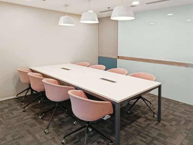 Oficina privada en alquiler – Open Office Envigado, Buena Mesa en