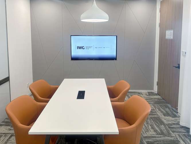 Uso de oficina privada bajo demanda en Open Office Envigado, Viva Envigado