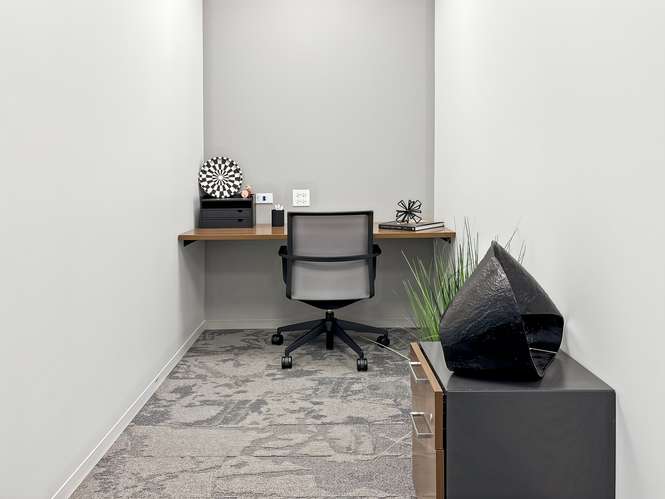 Uso de oficina privada bajo demanda en Open Office Envigado, Viva Envigado