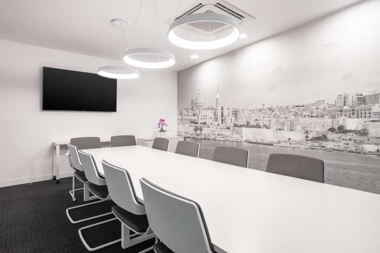 Oficina privada en alquiler – Open Office Envigado, Cafe Atelier en