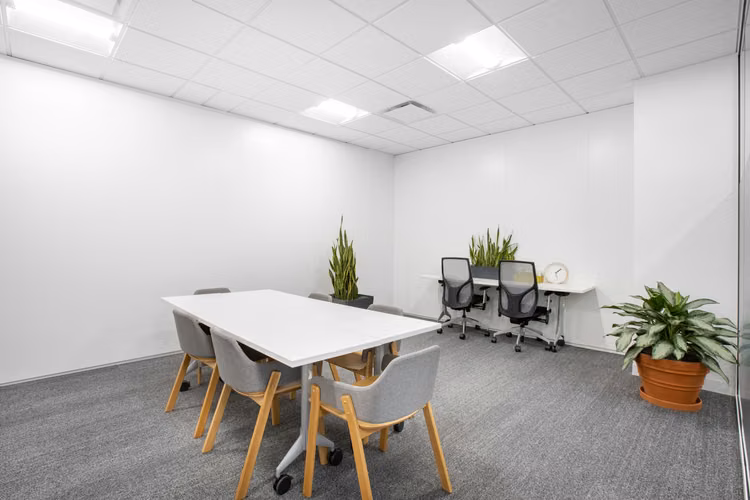 Únete a una comunidad empresarial en crecimiento en Medellin, Celestial House